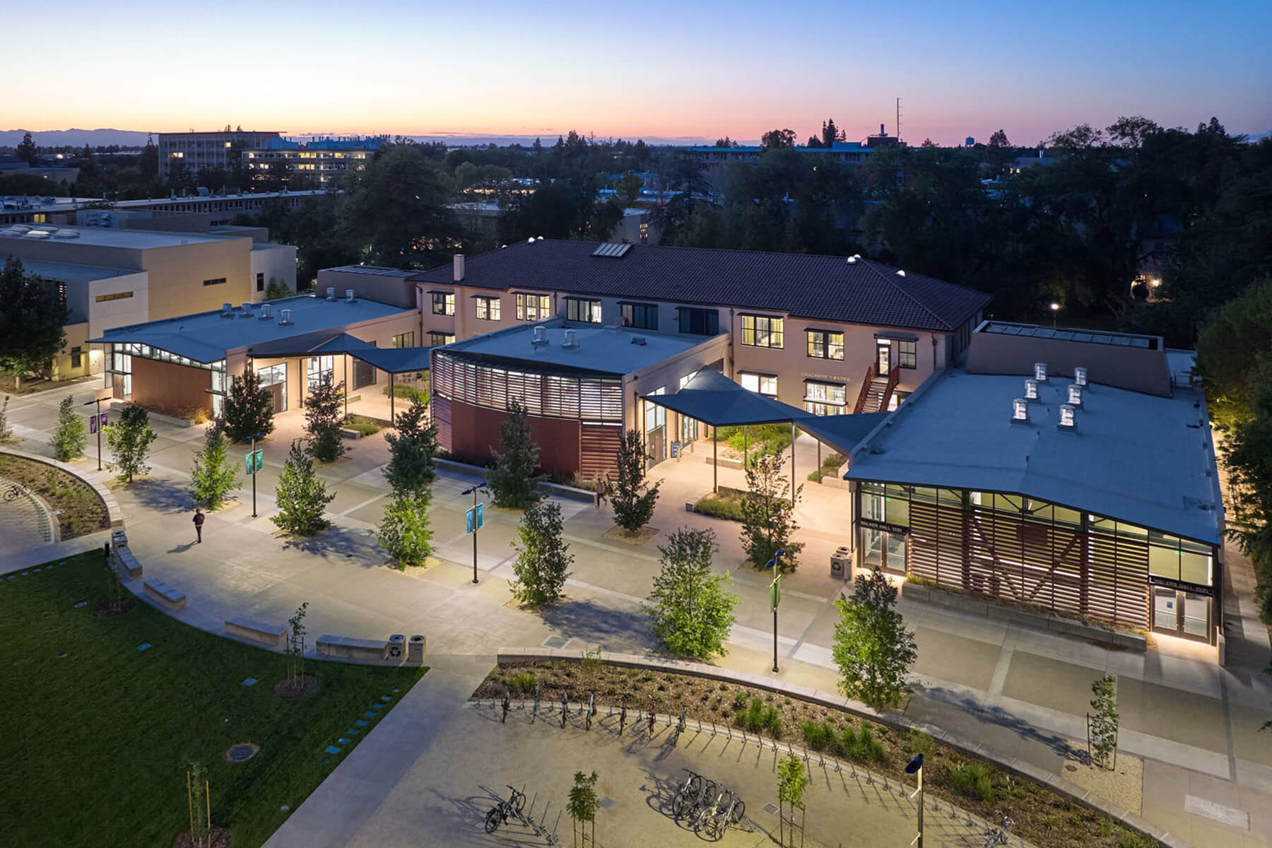 加州大學戴維斯分校 University of California, Davis
