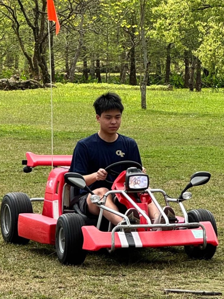 Ethan_FendodoAdvisor_Profile1 - Ethan Hung