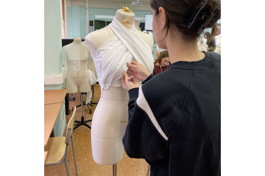 From 2.5 GPA to Prestigious UK Fashion Schools