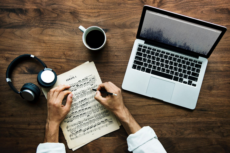 From Dual Passions to Dual Majors